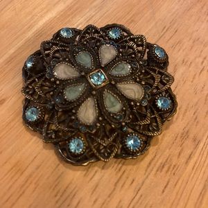 Express blue gem brooch